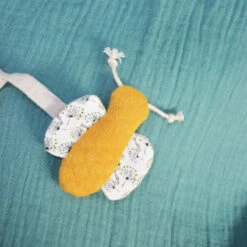 Poupée Pollen L'abeille Bio DOUDOU ET COMPAGNIE 7 Poupée Pollen L'abeille Bio DOUDOU ET COMPAGNIE -Made4baby poupee pollen l abeille bio doudou et compagnie 2