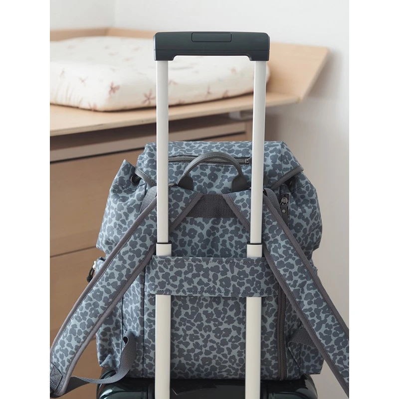 Sac à Dos Vancouver BEABA Dark Cherry Blossom 9 Sac à Dos Vancouver BEABA Dark Cherry Blossom – Image 7