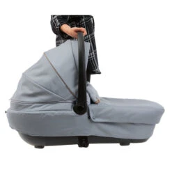 Trio Best Friend Pro Comfort I-Size CHICCO Magnet Grey -Made4baby trio best friend pro comfort i size chicco magnet grey 17